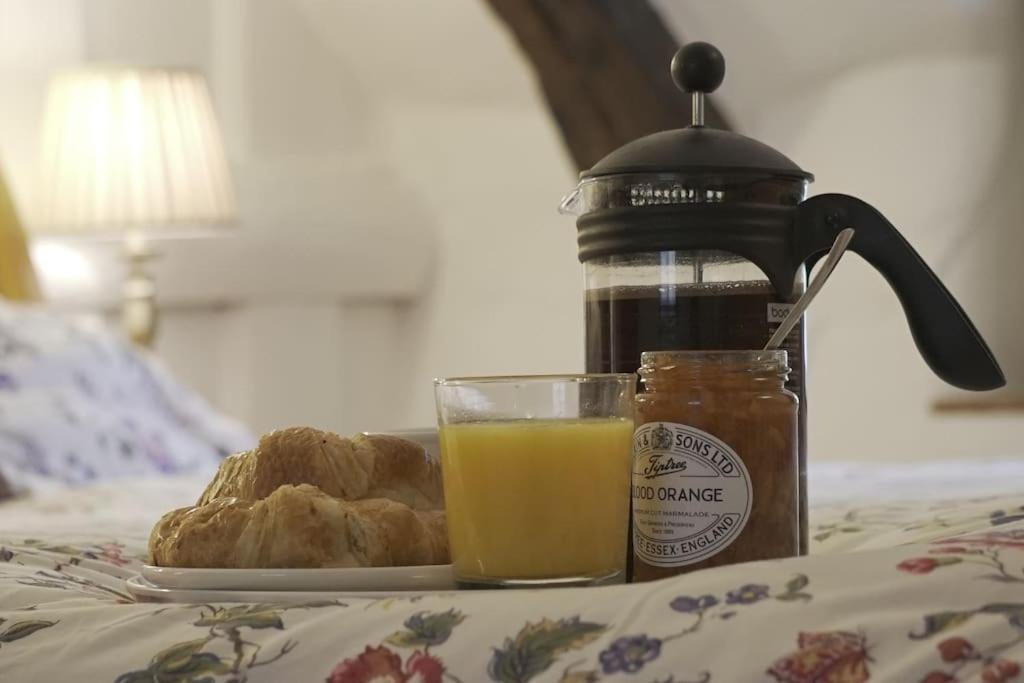Stable Cottage - Sleeps 6, Near Lulworth Cove Dorchester Buitenkant foto