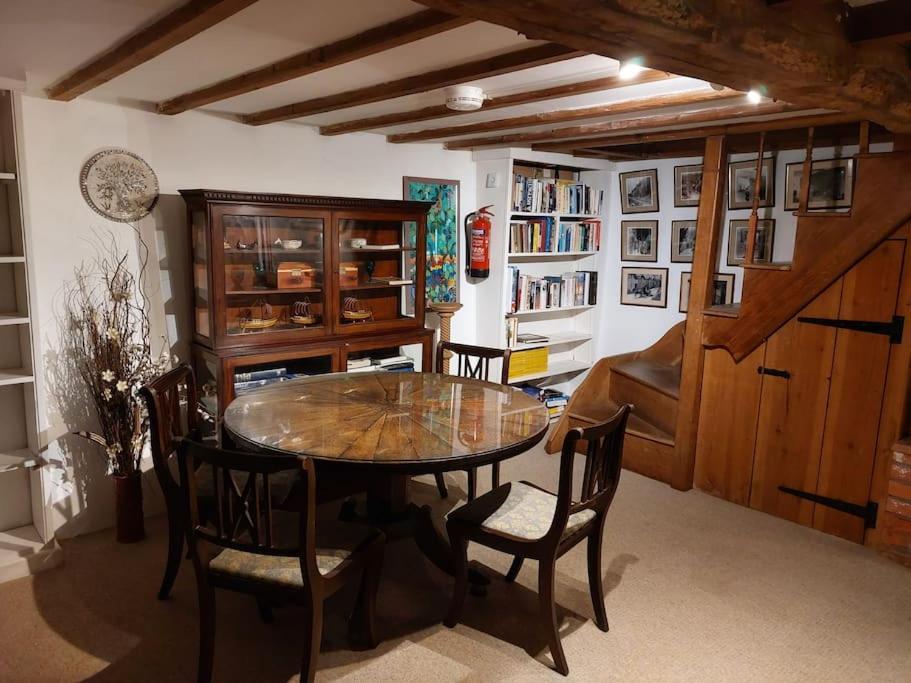 Stable Cottage - Sleeps 6, Near Lulworth Cove Dorchester Buitenkant foto