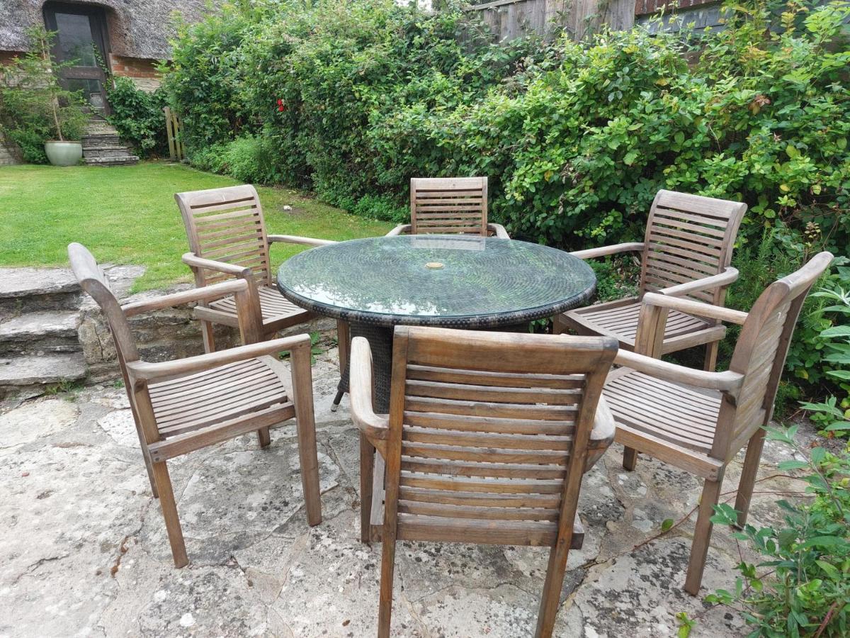 Stable Cottage - Sleeps 6, Near Lulworth Cove Dorchester Buitenkant foto
